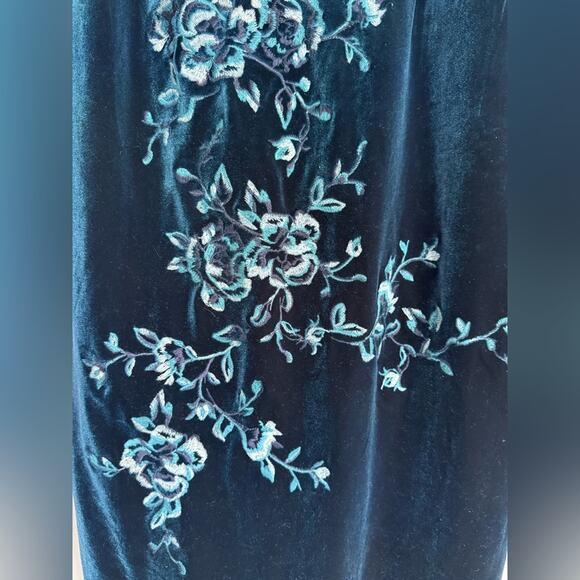 White‎ House Black Market Women’s Teal Embroidered Floral Velvet Dress XLP NEW - Picture 4 of 12
